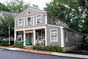 New-Canaan-Thrift-Shop